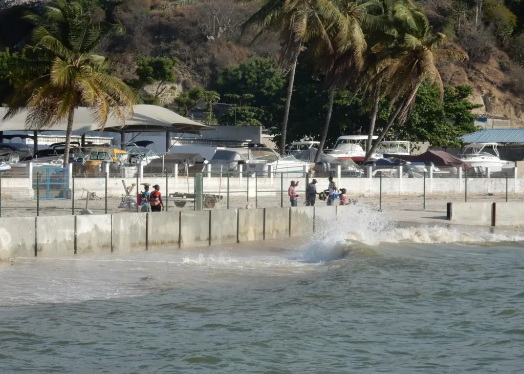 The new area will be created over a 10km stretch of coast in front of Luanda