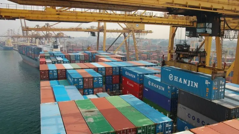 Colombo port