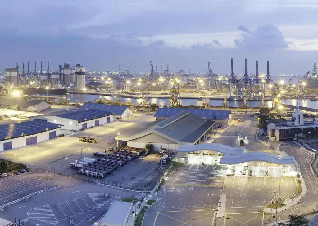 Jurong Port is helping to spearhead LNG bunkering in Singapore Photo: Wikimedia/Jaslynpan