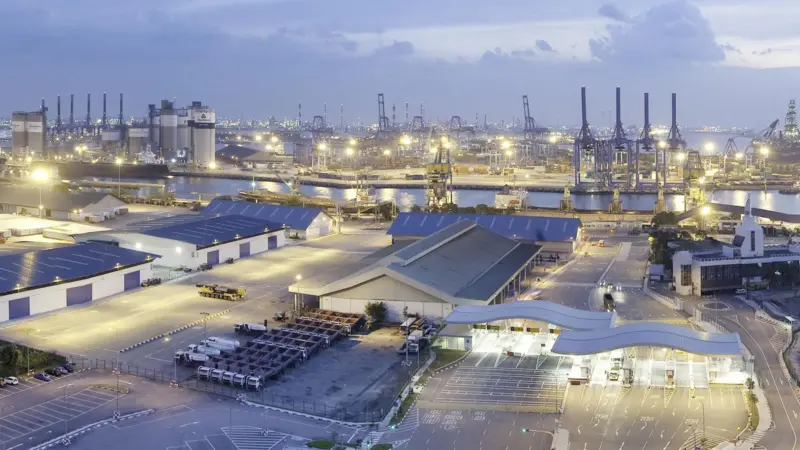 Jurong Port is helping to spearhead LNG bunkering in Singapore Photo: Wikimedia/Jaslynpan