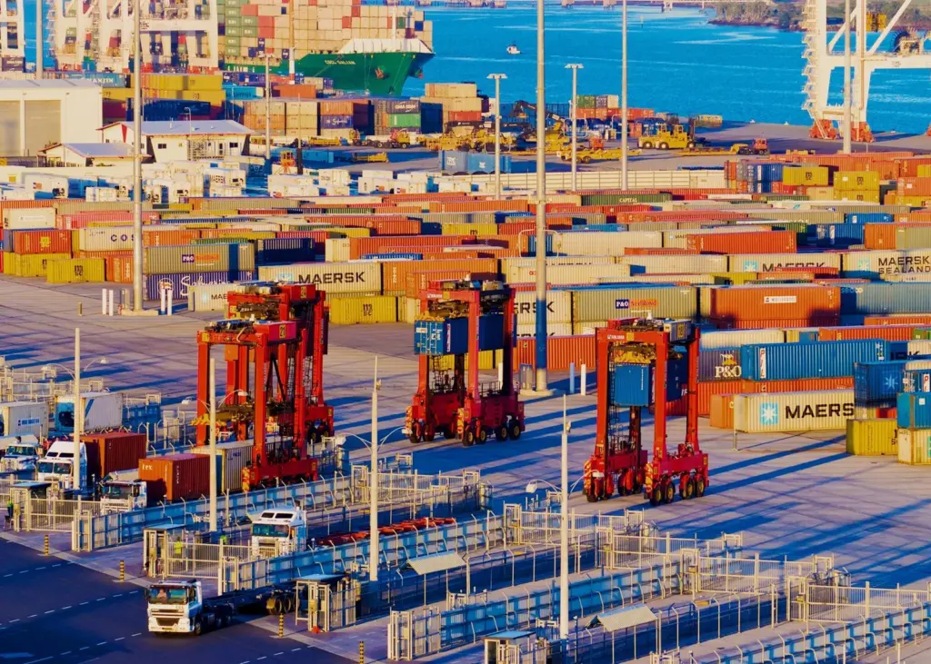 Kalmar automated straddle carriers