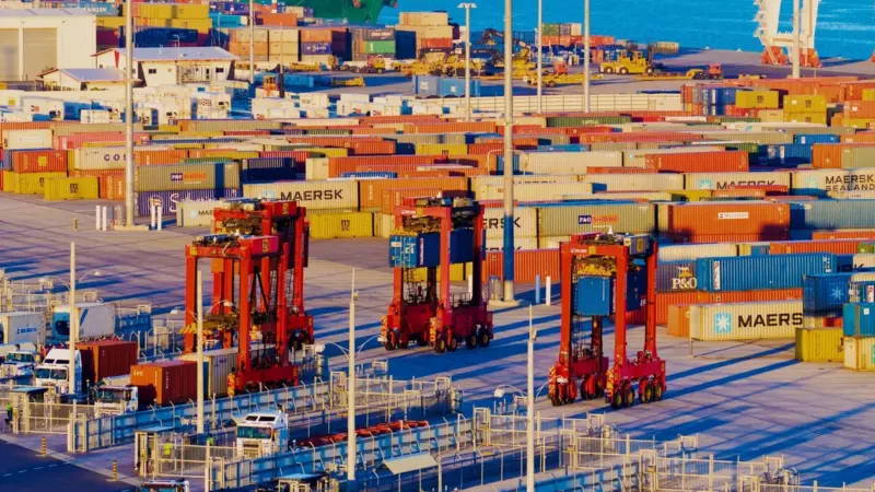 Kalmar automated straddle carriers