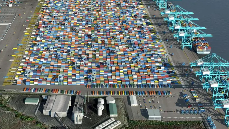 Virginia International Gateway container terminal
