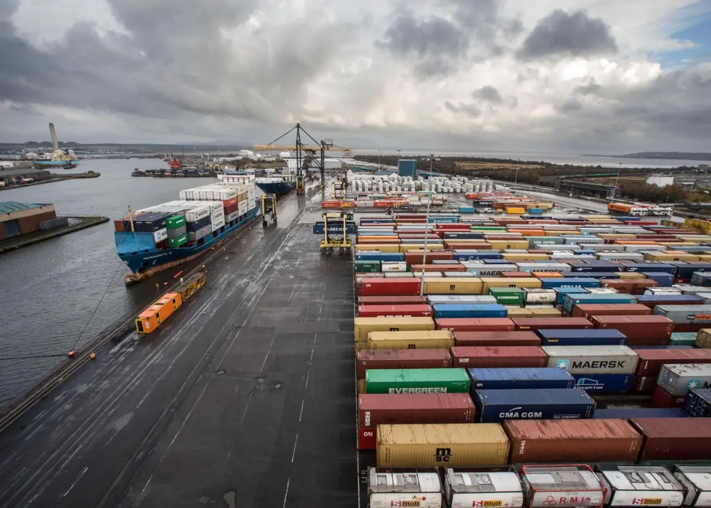 The Port of Grangemouth has ordered a new multimillion pound ship-to-shore container crane from Liebherr