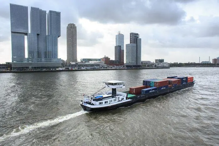 Some or Europe’s largest seaports already use inland waterways to tackle increasing congestion and the lack of rail capacity, including Rotterdam