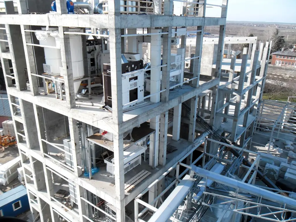 The Cimbria installation in progress