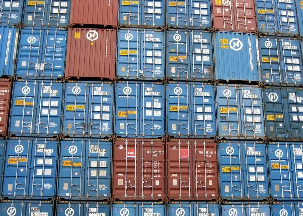 Handling containers in Peru is overly expensive, according to the CCL Photo: redronafets/flickr/ CC BY-NC-ND 2.0