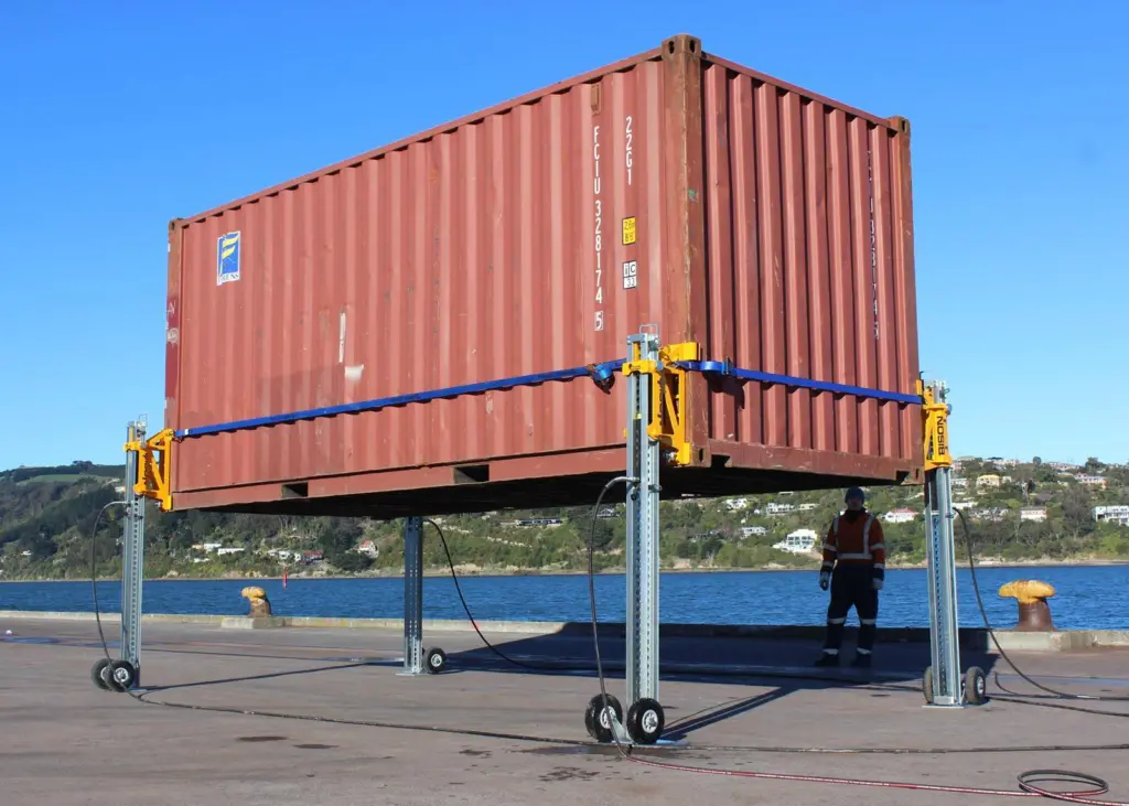 Portable solution: BISON developed the P32 to solve the problem of space restrictions or a lack of suitable equipment on site
