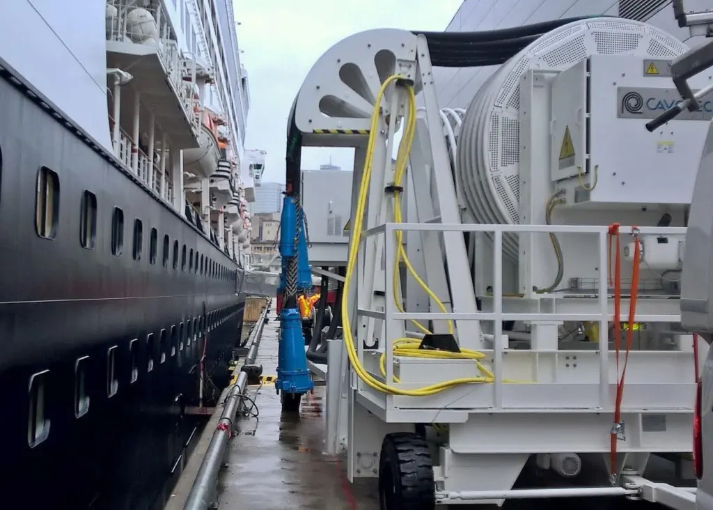 Schneider Electric designed and built the equipment needed to install the electrical substation, with Cavotec supplying the cable handling solutions