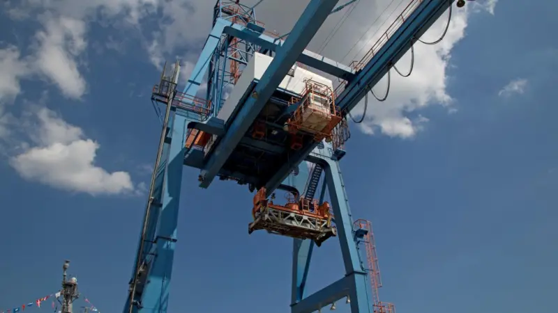 East Coast ports including the Port of Baltimore have a slightly larger proportion of immediate market size, at 55%, than the West Coast ports studied Photo: Ryan Crierie/flickr/CC BY 2.0