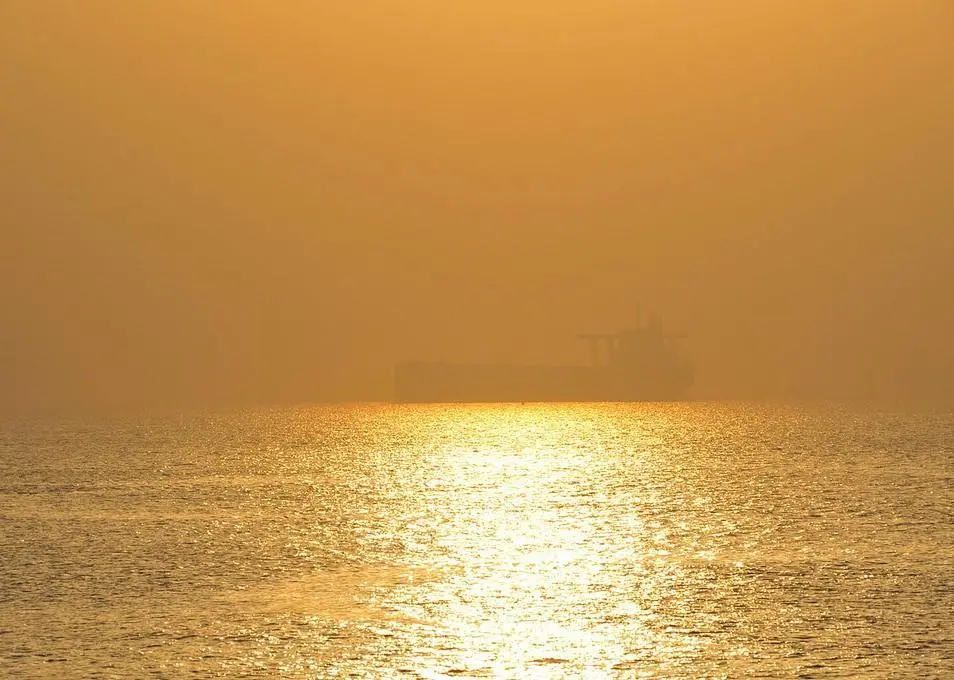 In the first half of the year, coal handling at the port fell by 24% while steel throughput decreased by 27% Photo: Yuhong Qin/flickr/CC BY-NC-ND 2.0