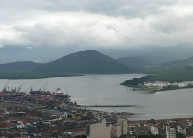 The mayor of Santos has partially blamed the centralisation of port management for the excessive number of bottlenecks at the Port of Santos Photo: peterporto/flickr/CC BY-NC-ND 2.0