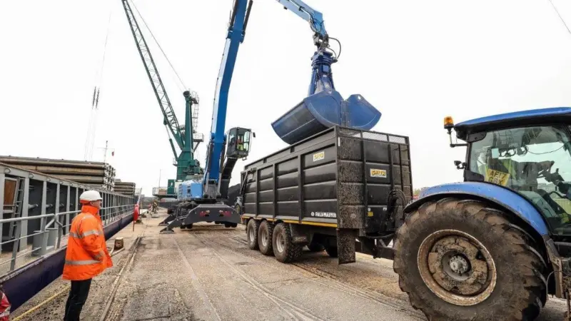 Freight forwarding business Quality Freight UK (QF UK) has boosted its crane capability at its facility at Ellesmere Port in the north-west of England