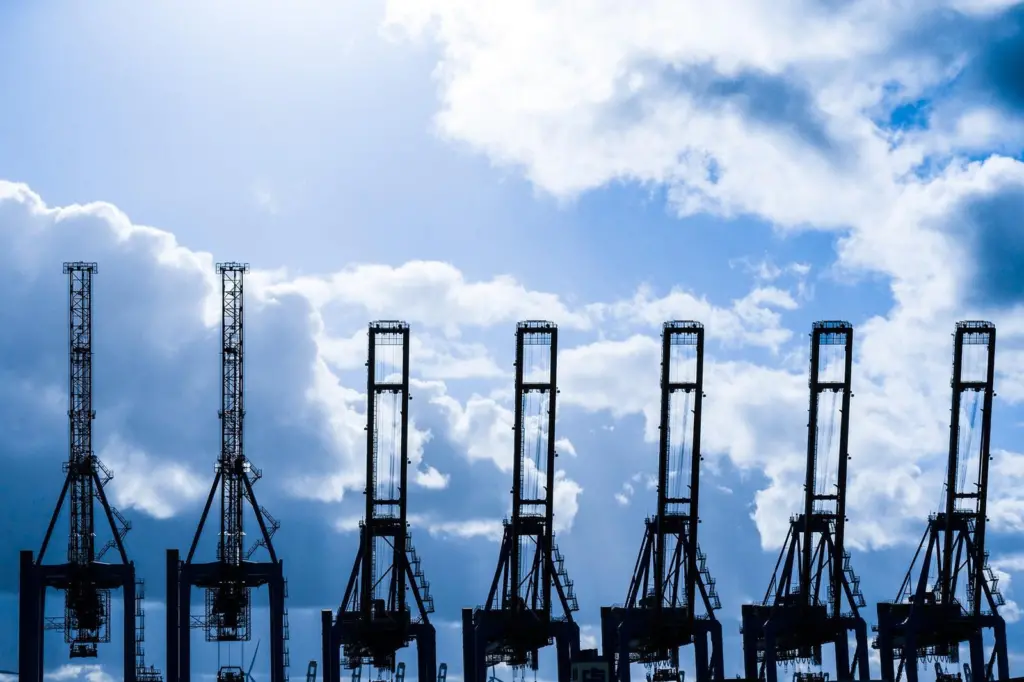 Large transhipment ports might need to rethink their offering
