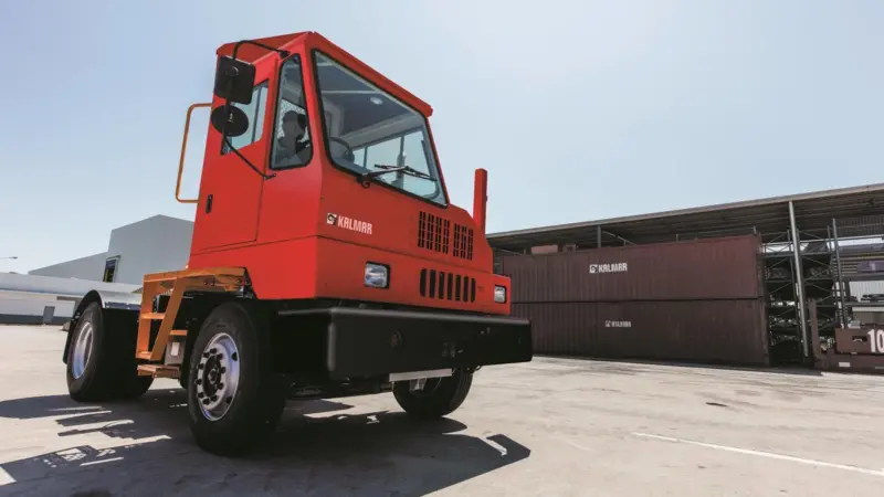 Kalmar TL2 terminal tractor