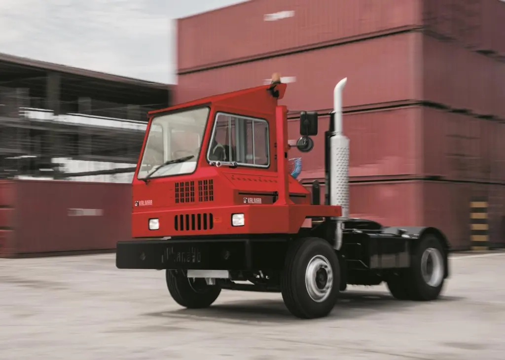 Kalmar will supply ten Kalmar TL2 terminal tractor units on lease to Trac-Wheels at its Miri Port and Tanjung Manis Port terminals in the east of Malaysia