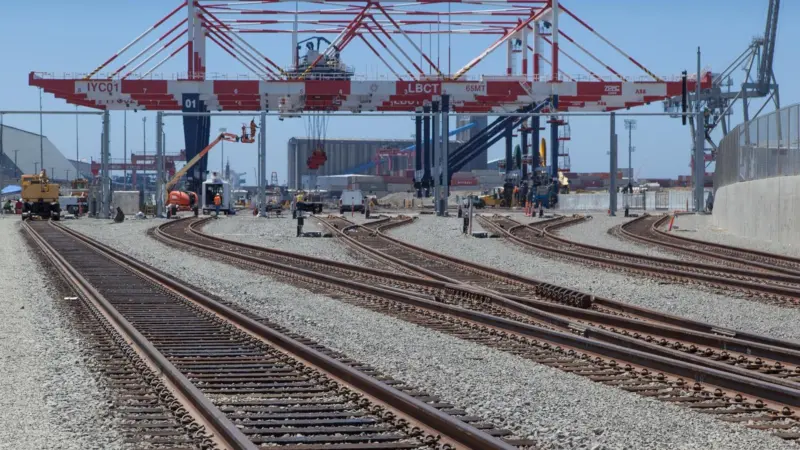 Middle Harbour Rail