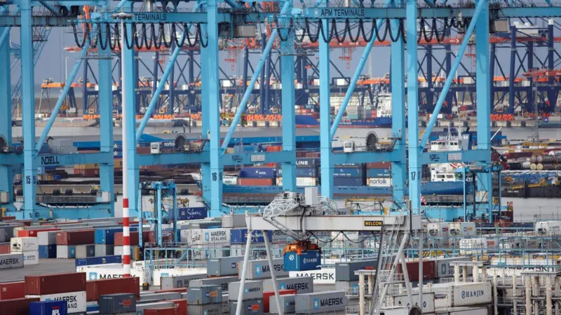 Total cargo throughput for the port increased by 1.3% (image credit: Freek van Arkel)