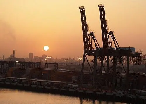 John McLaurin has said that the US ports of Los Angeles and Long Beach, plus Californian air-quality regulatory agencies, need to rethink mandating zero-emissions targets for terminals and trucking companies (image is of the Port of Los Angeles)...