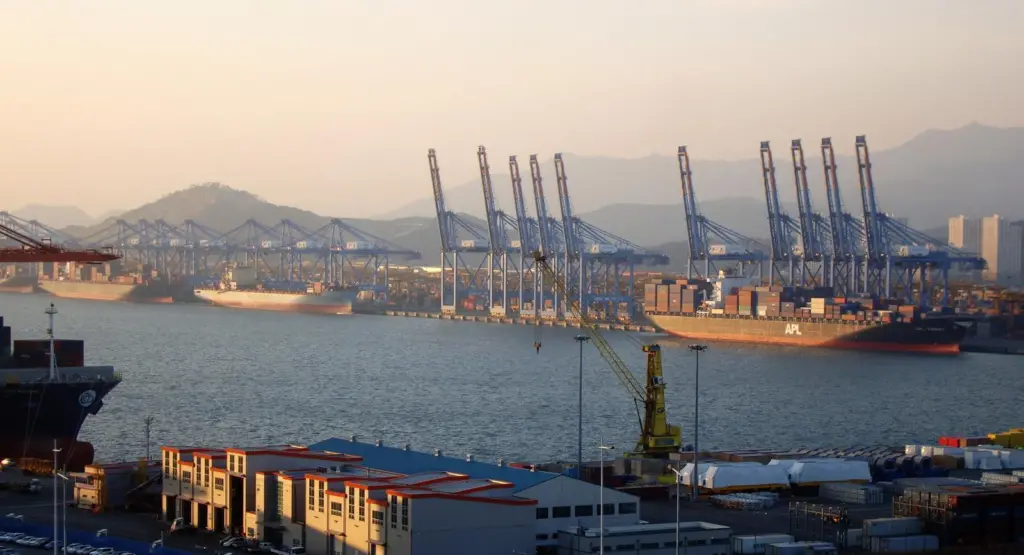 Nine of the top ten connected ports are in Asia, including Busan (pictured) coming in at number 4. Credit: Jens-Olaf Walter