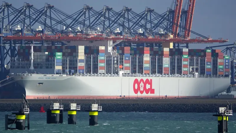 Ultra large container ships are testing the mettle of global terminals. Credit: Kees Torn