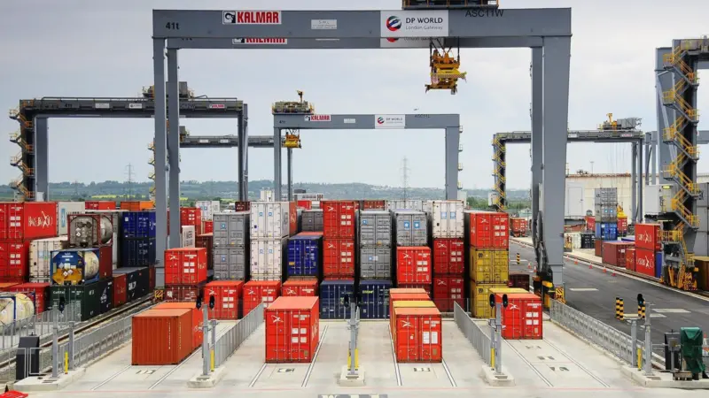 In a blog, Mr Kho said that people need to alter the way they think and talk about supposed container terminal industry overcapacity