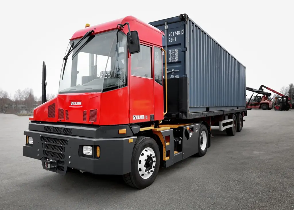 Kalmar is set to supply four of its T2 terminal tractors to Dutch logistics operator St vd Brink