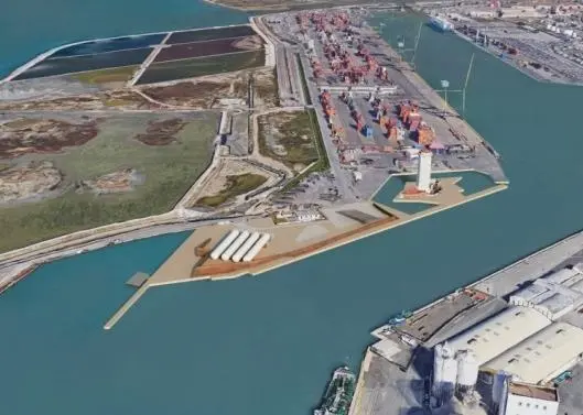 Livorno looks set to get its own LNG distribution terminal