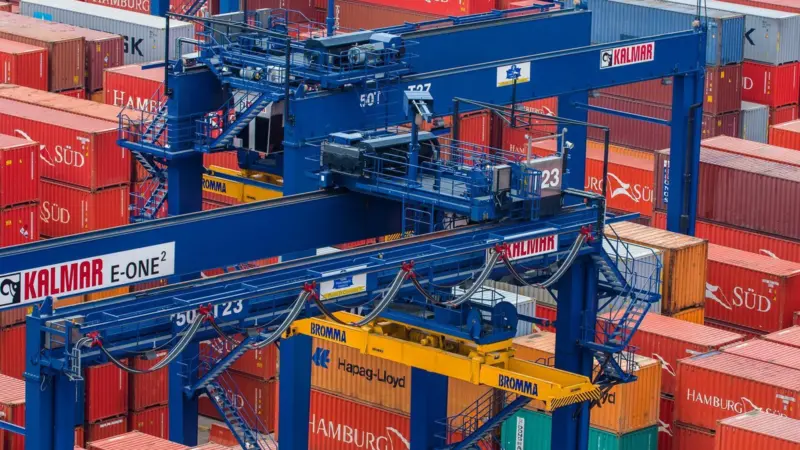The five Kalmar zero emission RTGs will be used to expand Gdansk's existing fleet
