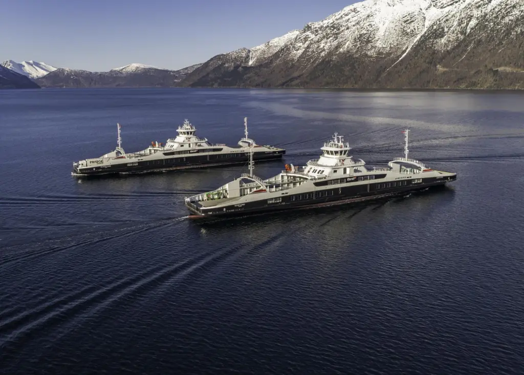 Rolls-Royce has now sold autocrossing to a total of 18 new environmentally-friendly ferries to operate along the coast of Norway