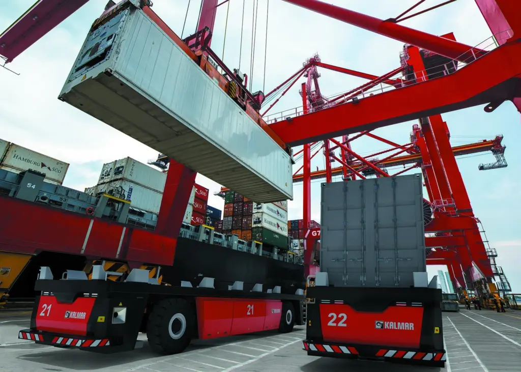 Kalmar's FastCharge technology eliminates the need for time-consuming battery swapping