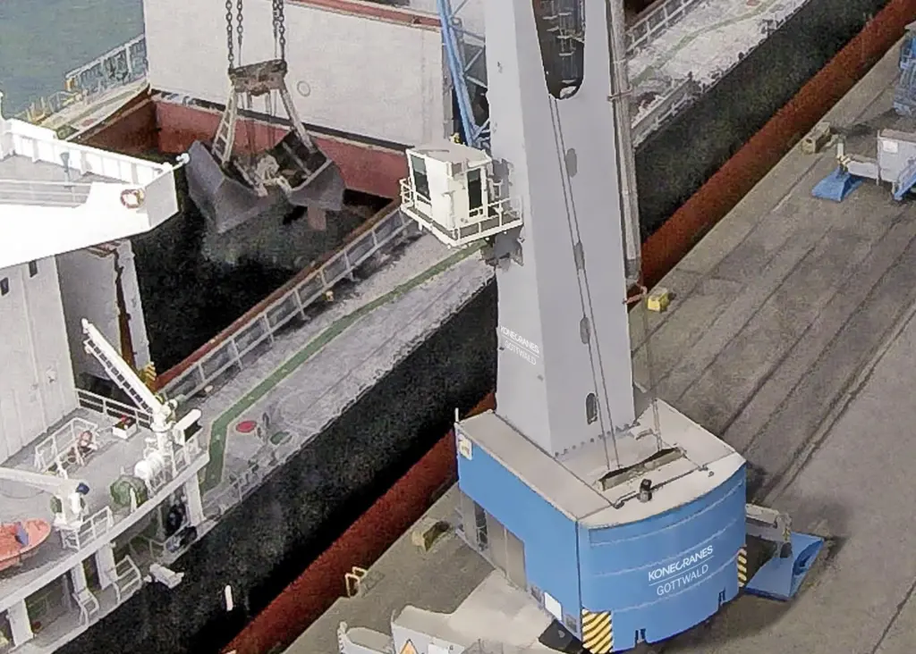 Konecranes Gottwald Model 6 Mobile Harbour Crane