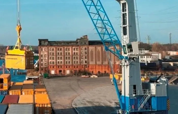 Two eco-efficient Konecranes Gottwald Model 5 Mobile Harbour Cranes will be delivered to the UK Port of Dover