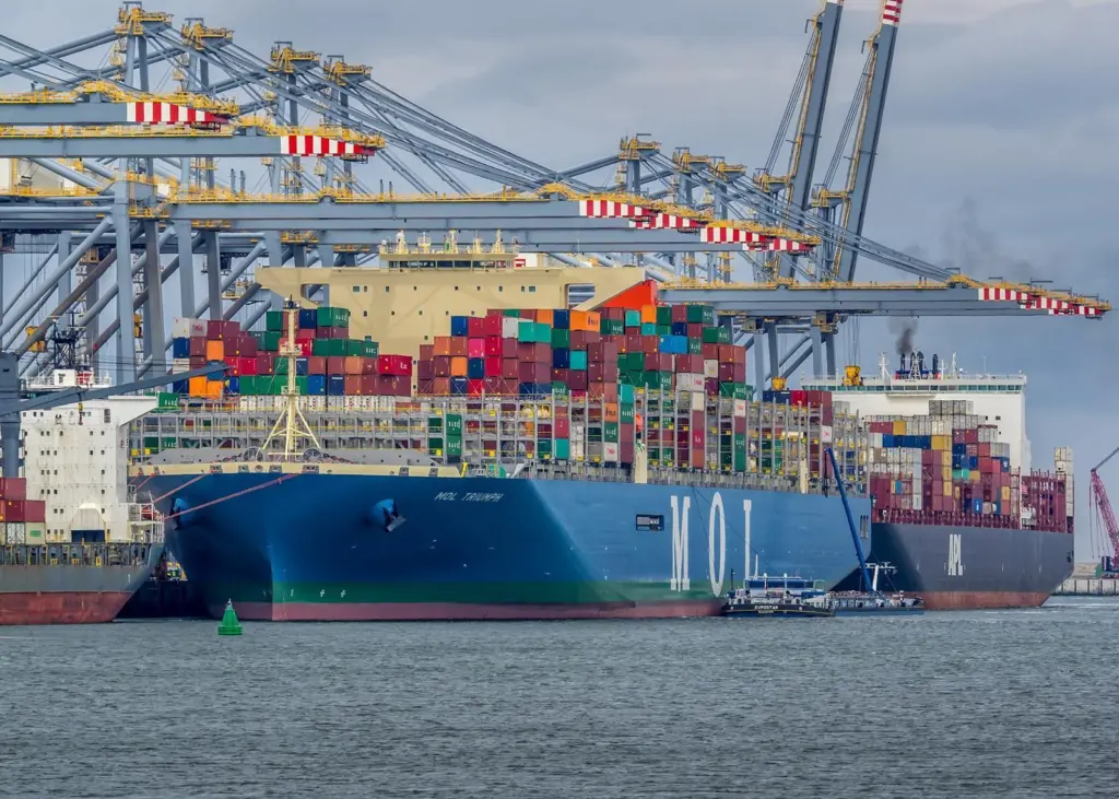 The Port of Rotterdam was the eighth-highest port in the world for cargo throughput in Q1 2018 Photo: Frans Berkelaar/flickr/CC BY-ND 2.0