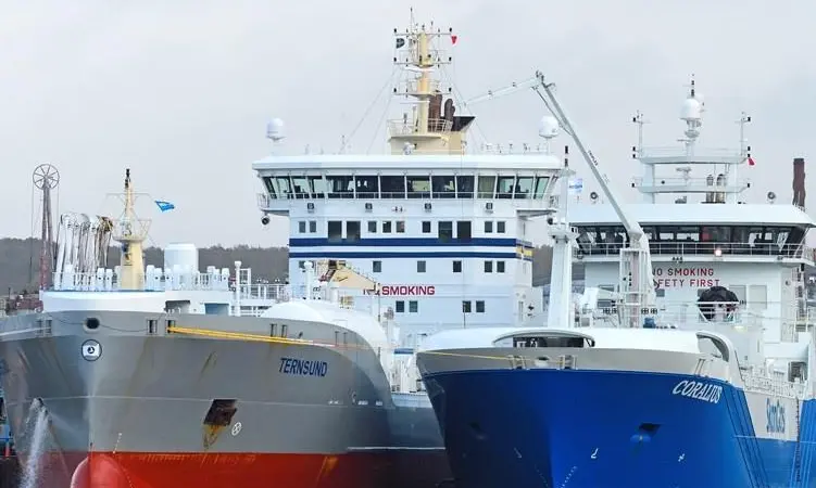 ship-to-ship bunkering