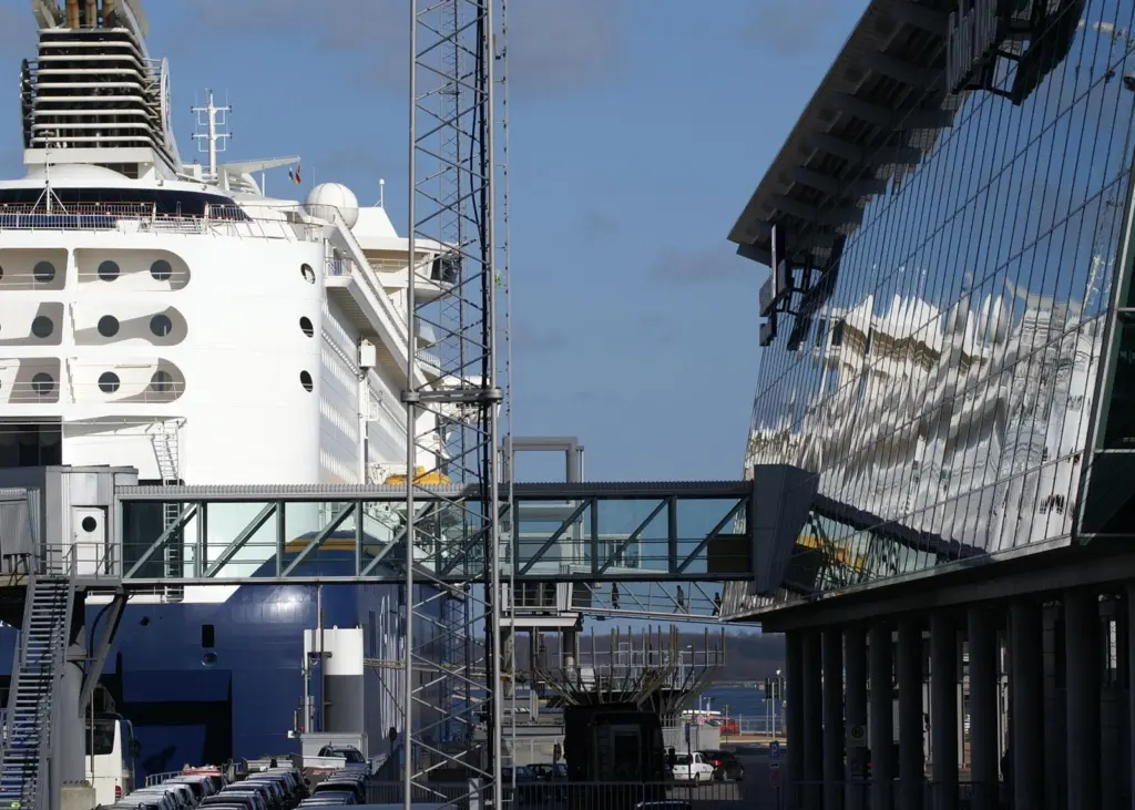 From 2019, the aim is to supply both Color line vessels with 100% green onshore power whilst stationary in berth Photo: Port of Kiel