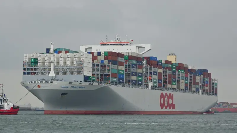 Analysts are lukewarm on support for 18,000+ teu megaships. Credit: Kees Torn, Flickr, CC BY-SA 2.0