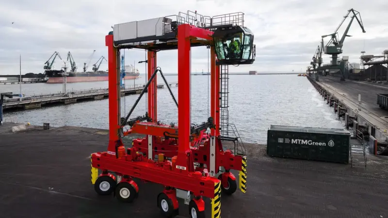 Kalmar is equipping CTB with ten new next-generation electric and hybrid straddle carriers Photo: Kalmar