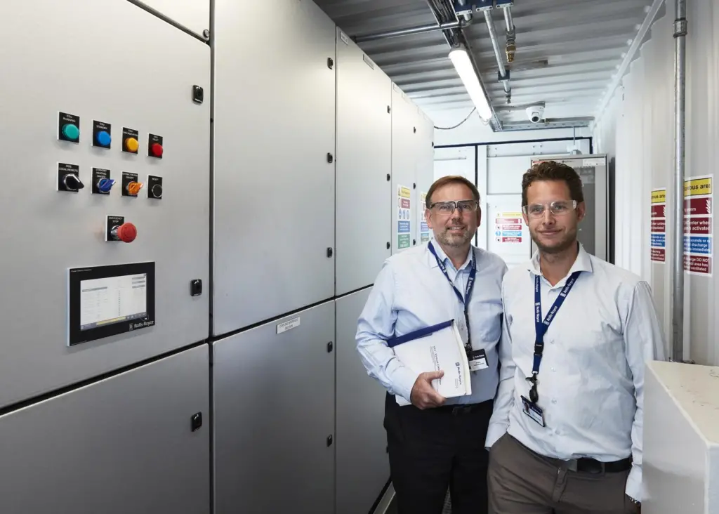 Rolls-Royce will use SAVe Energy's battery system
