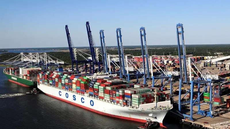 SSA Cooper supplies stevedores to the Port of Charleston (image is of the port's Wando Welch Terminal) Photo: SCPortsWebmaster/Wikimedia Commons/CC BY-SA 4.0