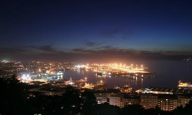 In Spain, the CNMC has fined five stevedoring companies and five port unions for illegal agreements that have restricted competition in the Port of Vigo Photo: Contando Estrelas/flickr/CC BY-SA 2.0