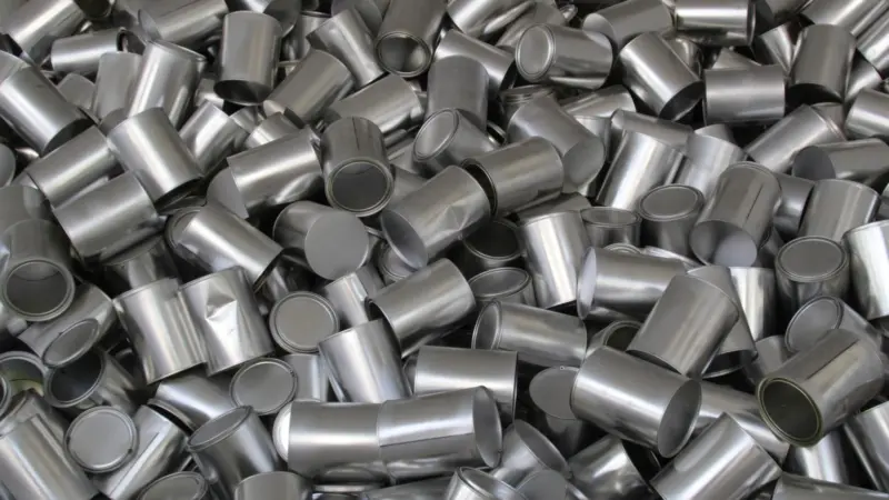 Aluminium cans