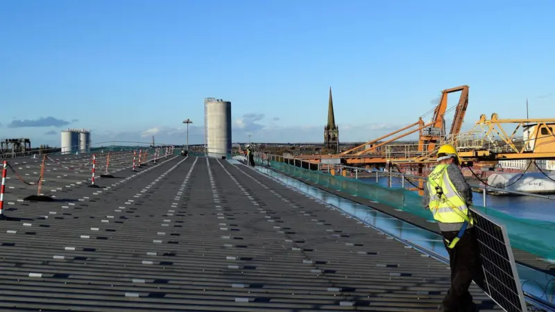 Goole solar panel installation