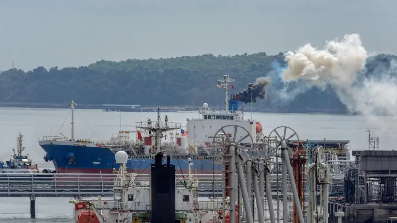 It's not clear where emissions from ships fit into a port's clean air strategy