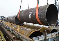 Google-Image-Navratranmetal-corp.com-carbon-steel-pipe-loading.jpg