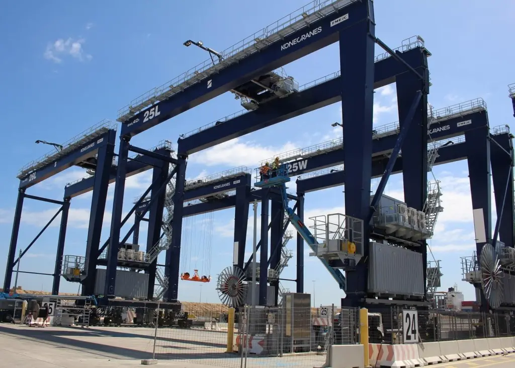 electric cranes