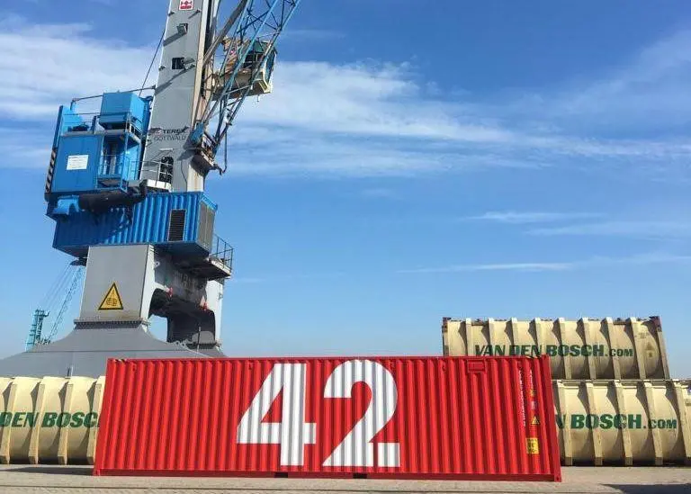 Container 42