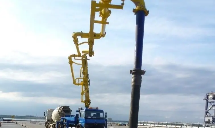 Felixstowe port death