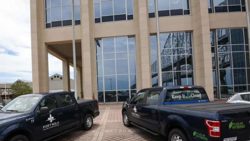 Electric hybrid trucks at the Port of New Orleans Photo: Port NOLA