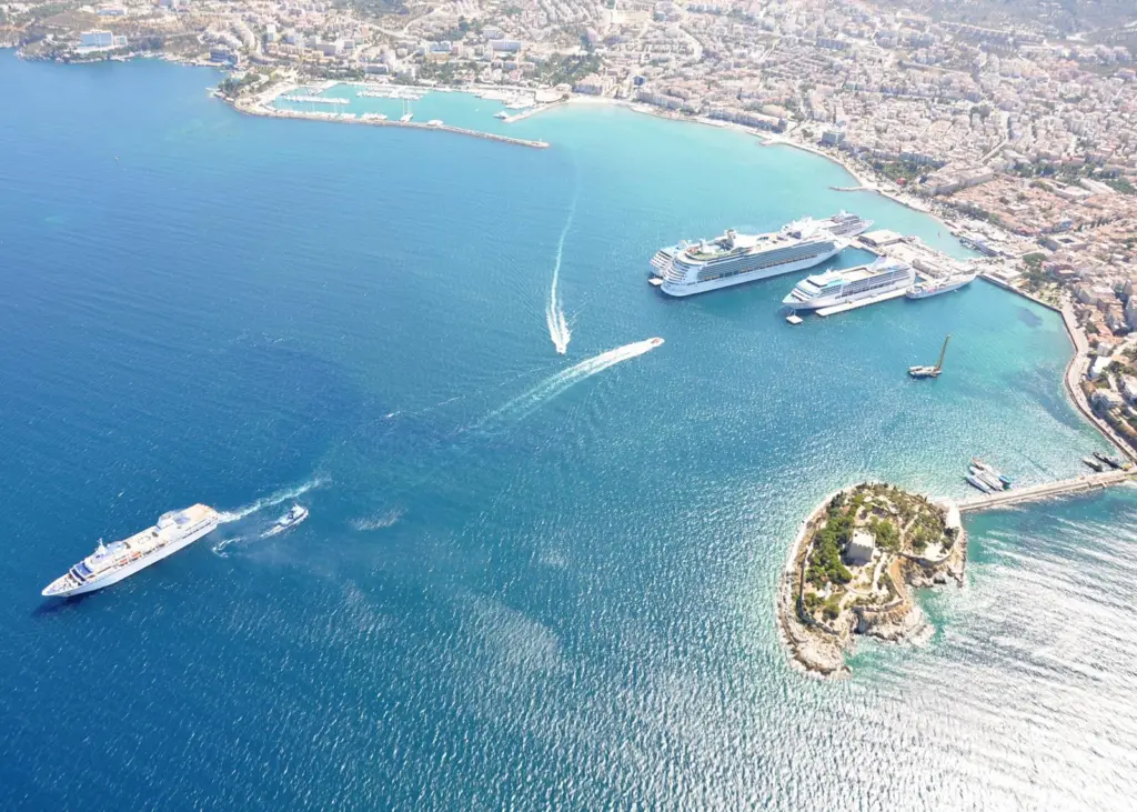 Ege Port Kusadasi